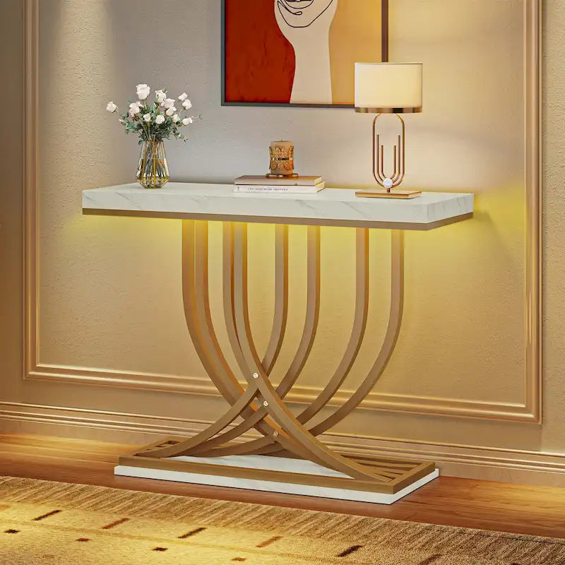 Table console moderne dorée avec plateau marbré pour entrée ou couloir